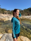 Camiseta Proteção UV 50+ | Viajantes da Canastra | Feminina | Azul pretróleo